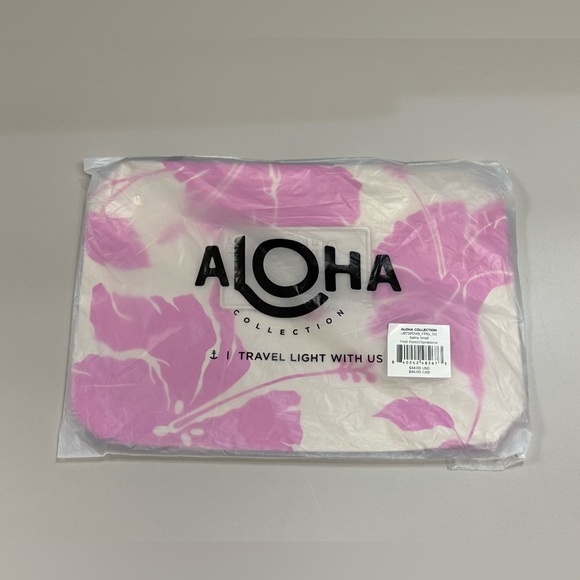 Aloha Collection Small Pouch - Picture 3 of 6